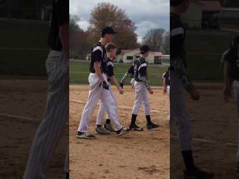 Video of Peyton Smith Opposite Field HR. 7th  of Middle School season 