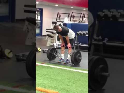 Video of Logan working in the gym in the off season. Worked up to 265lbs.