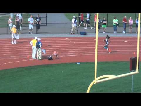 Video of WI State Champ 4 x 400 Anchor Leg