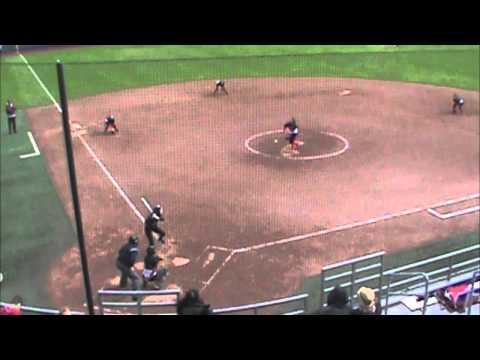 Video of Casey Pelz, U Washington softball stadium 3/13