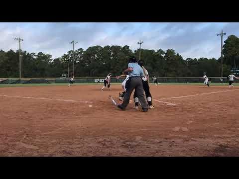 Video of Reese Reyna - 2017 Impact Gold Black - Select Softball SINGLE