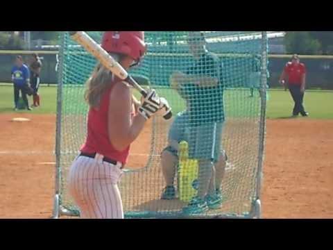 Video of Samantha taking 2 hits @Chattanooga Showcase