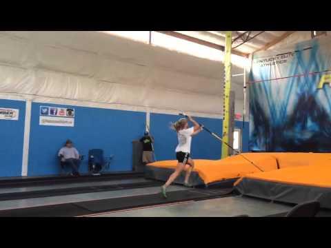 Video of Lily Bunse 11' 6" Vault May 2015